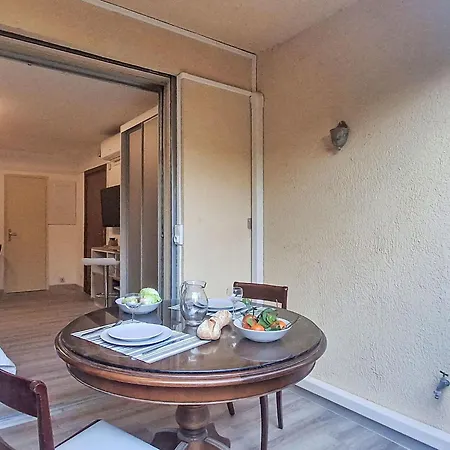 Les Trinquettes By Interhome Le Brusc