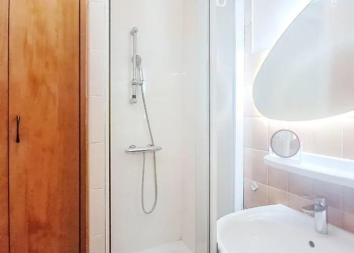 Les Trinquettes By Interhome Apartman